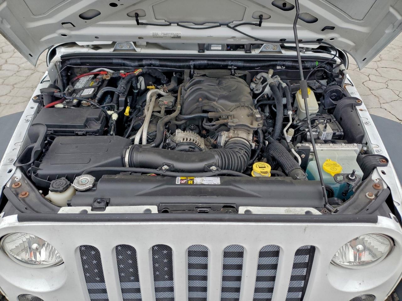 Jeep Wrangler Sport Image 8