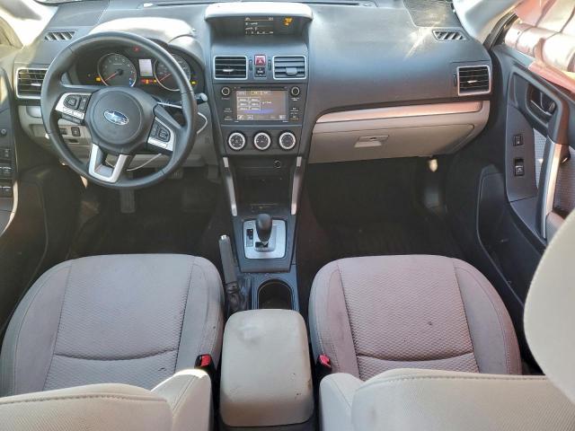Subaru Forester 2.5i Image 8