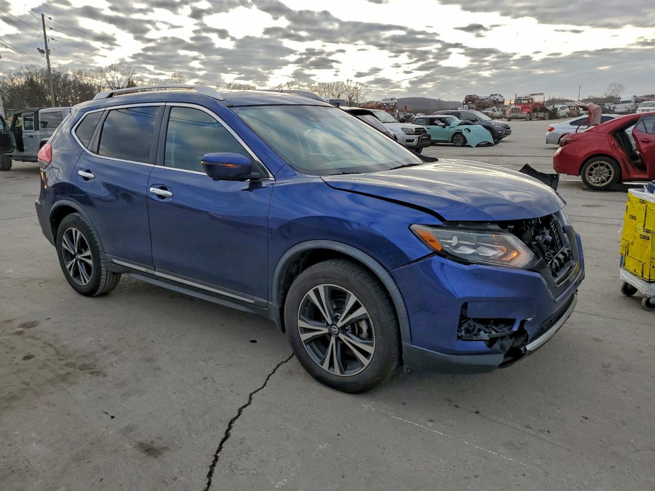 Nissan Rogue S Image 9