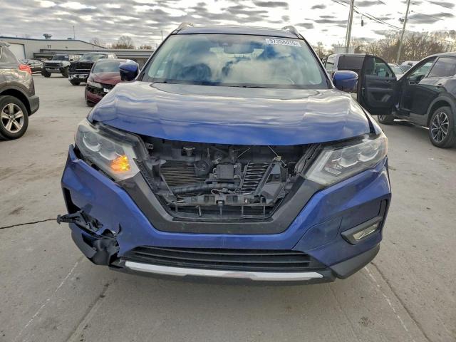 Nissan Rogue S Image 4