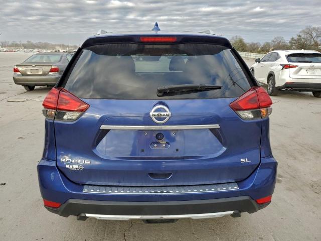 Nissan Rogue S Image 2