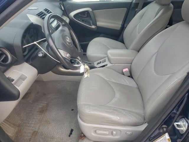 Toyota RAV4 Limited Image 3