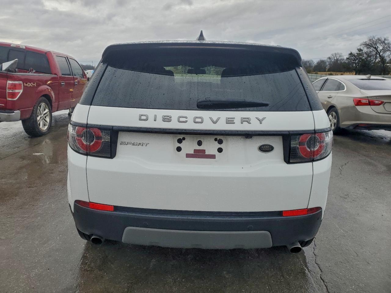 Land Rover Discovery Se Image 12