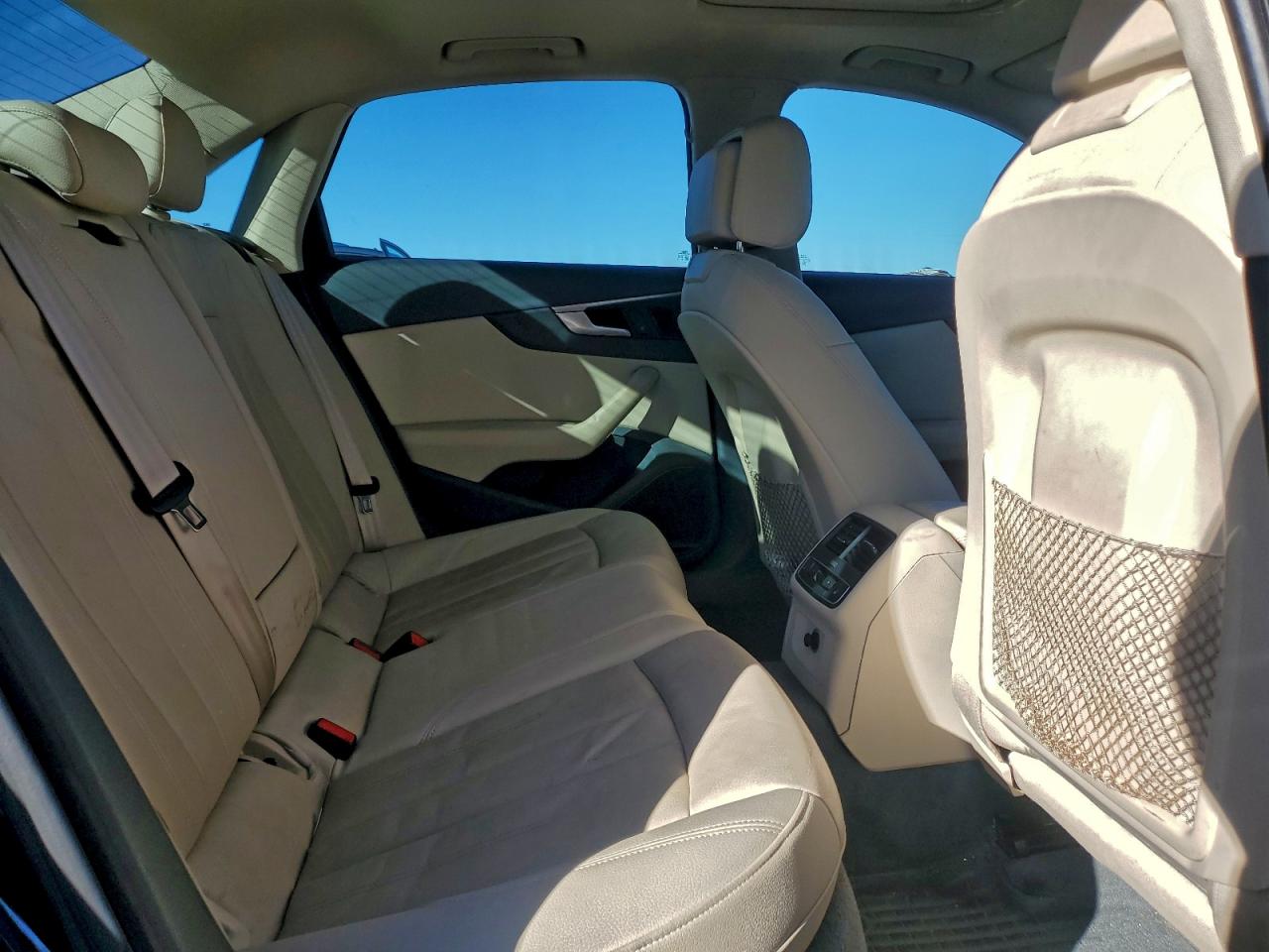 Audi A4 Premium Plus Image 9