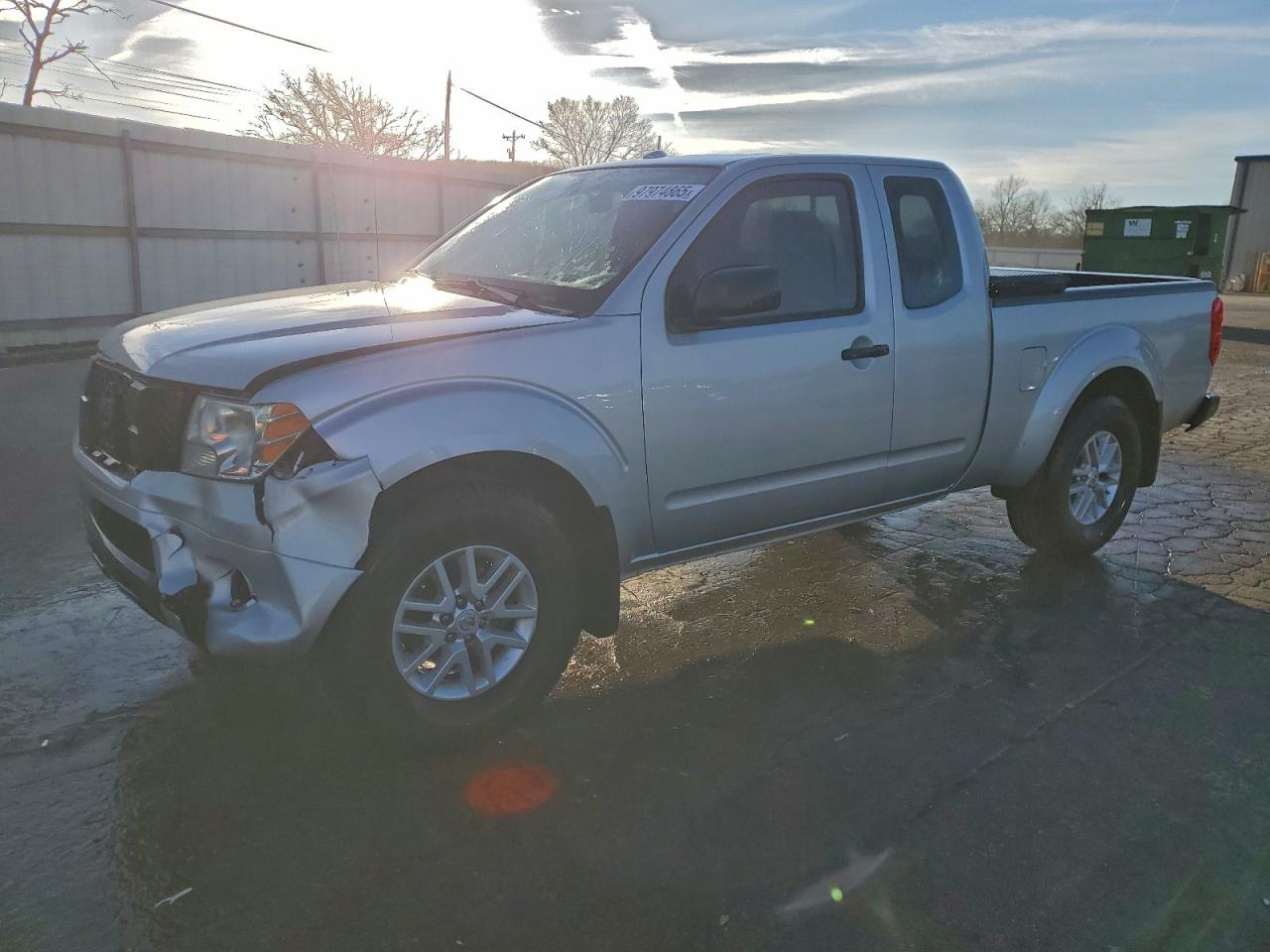 Nissan Frontier Sv Image 1