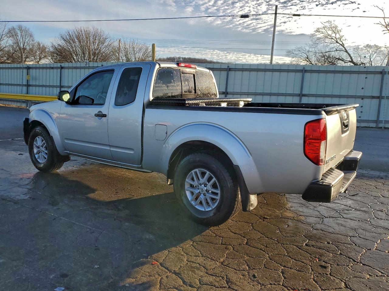 Nissan Frontier Sv Image 3