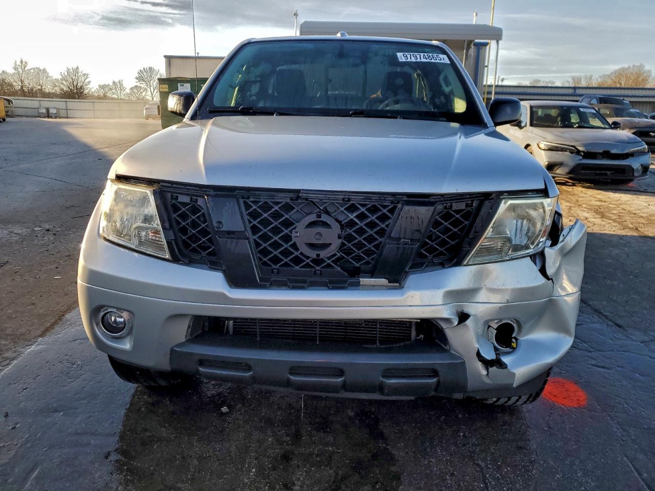 Nissan Frontier Sv Image 6