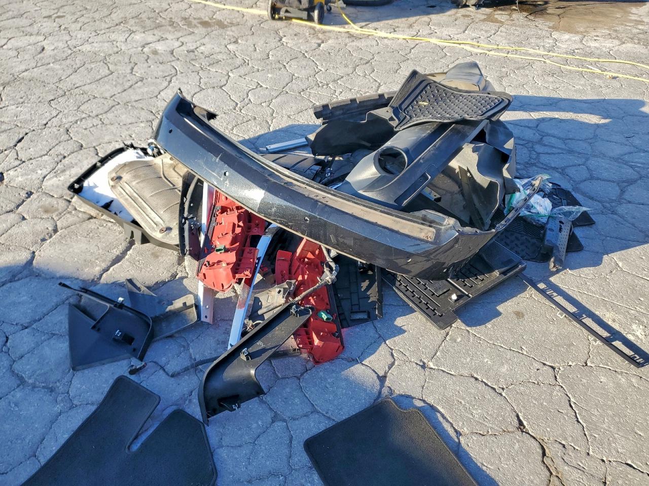 Cadillac SRX Performance Collection Image 9