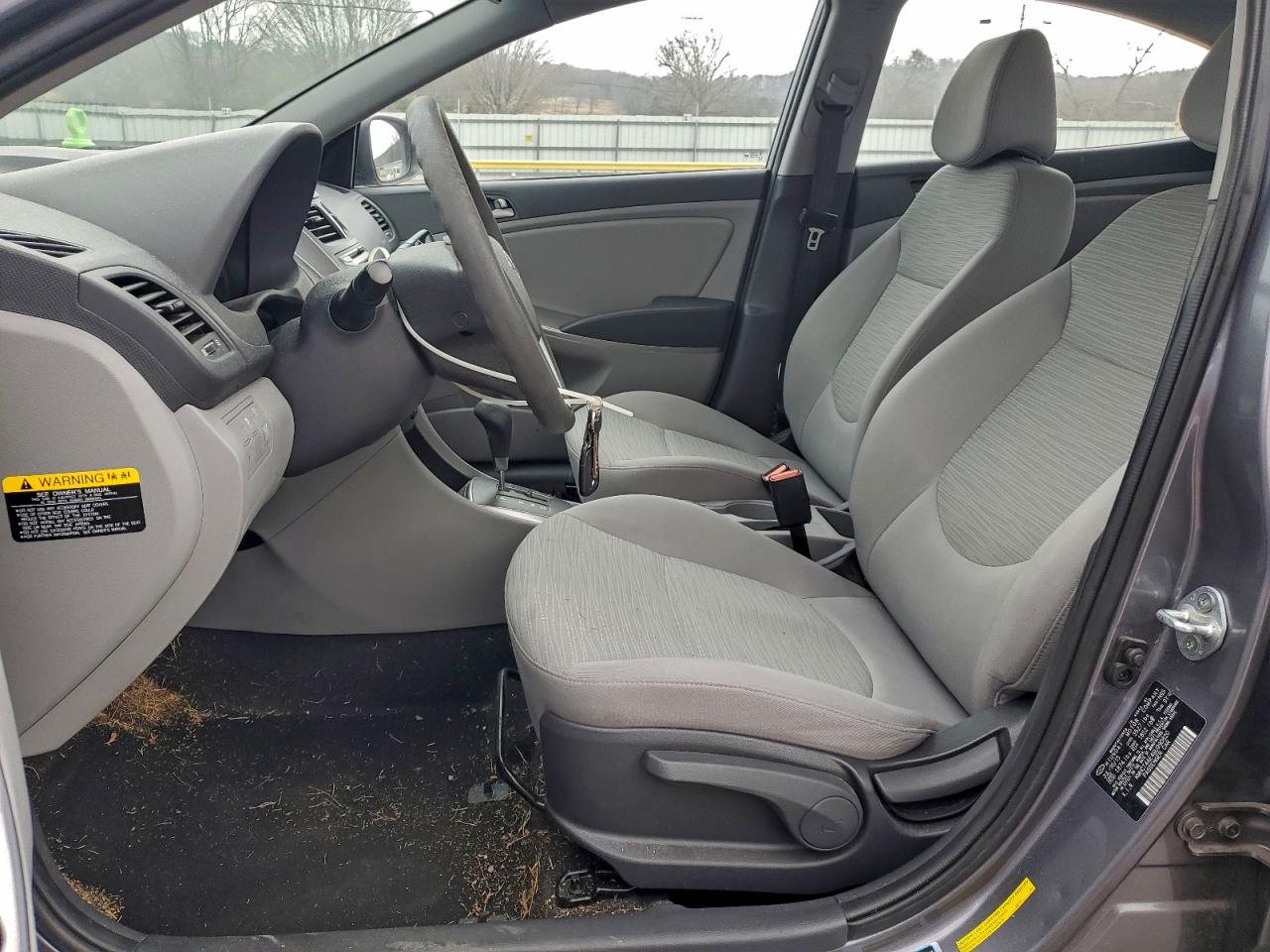 Hyundai ACCENT Se Image 7