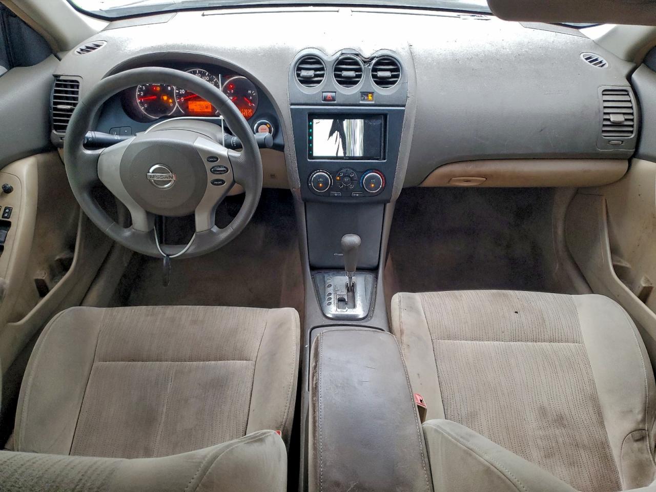 Nissan Altima Base Image 2