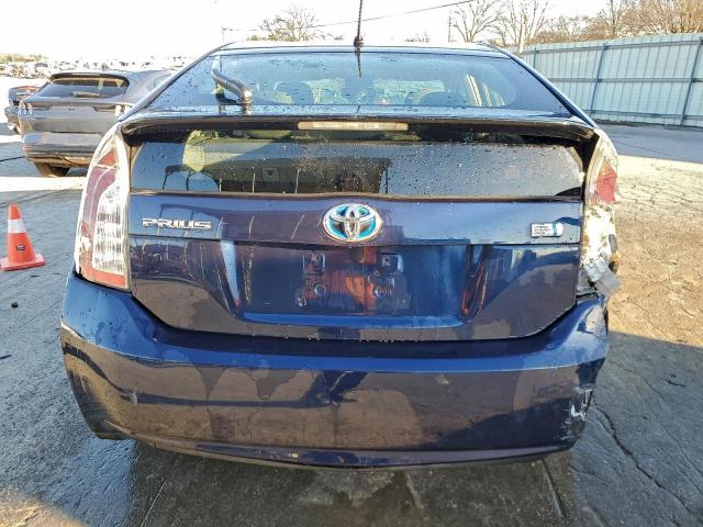 Toyota Prius Image 12