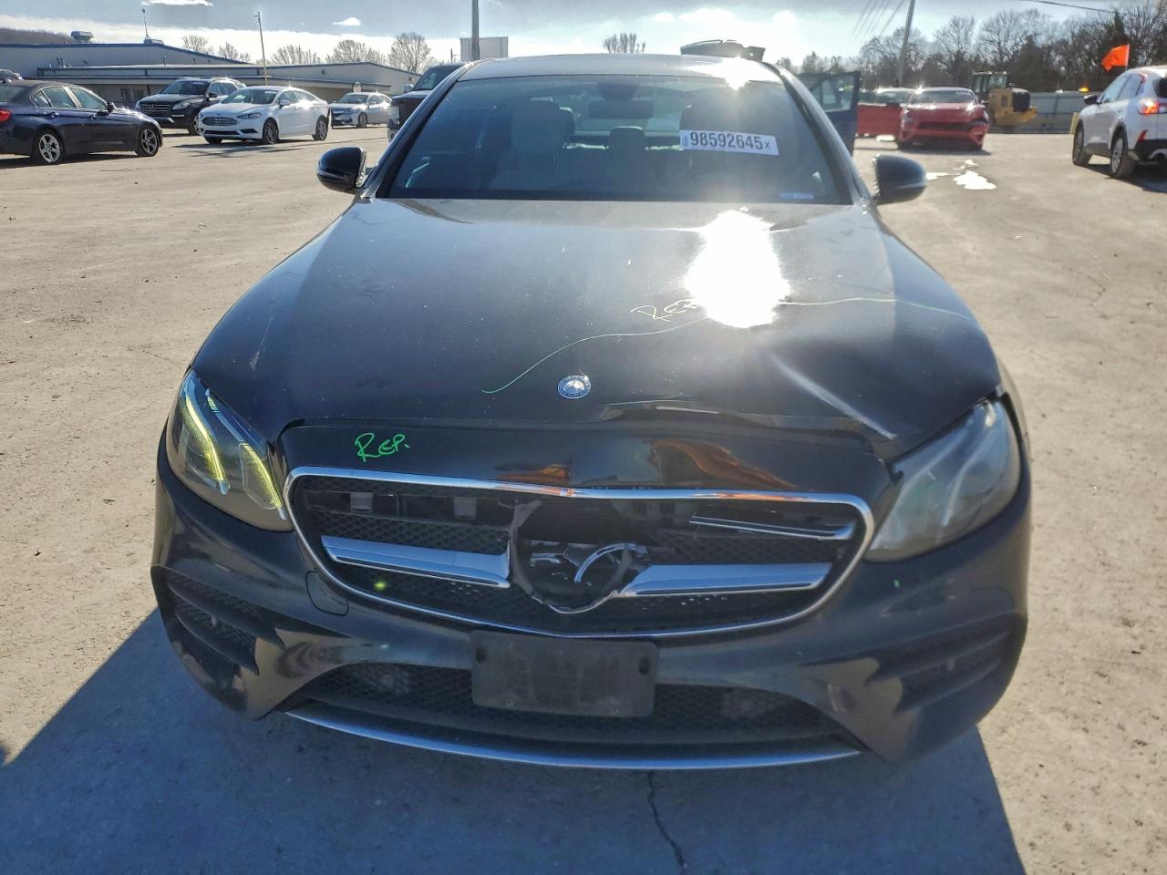 Mercedes-Benz E-Class 300 4matic Image 8