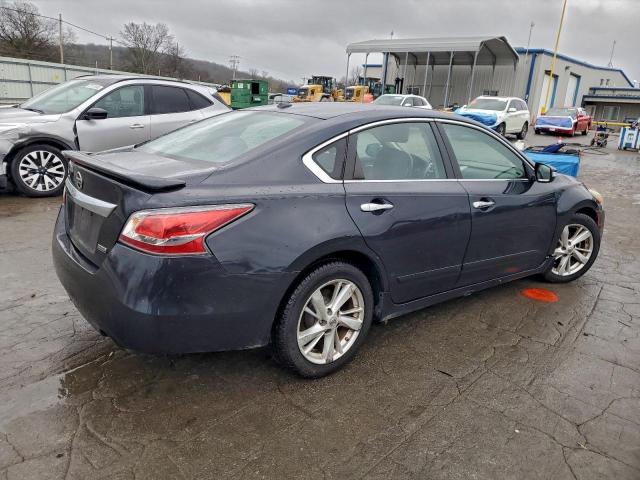 Nissan Altima 2.5 Image 2