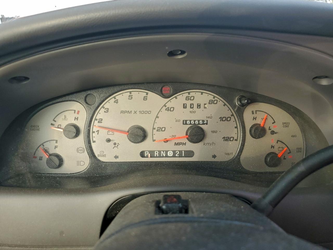 Ford Ranger Super Cab Image 3