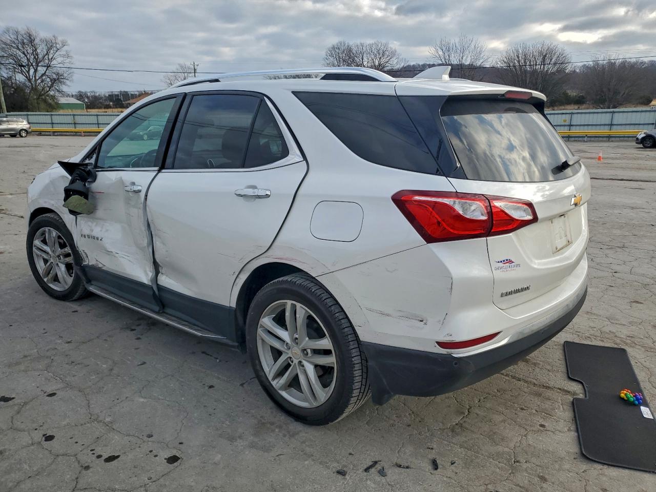 Chevrolet Equinox Premier Image 13