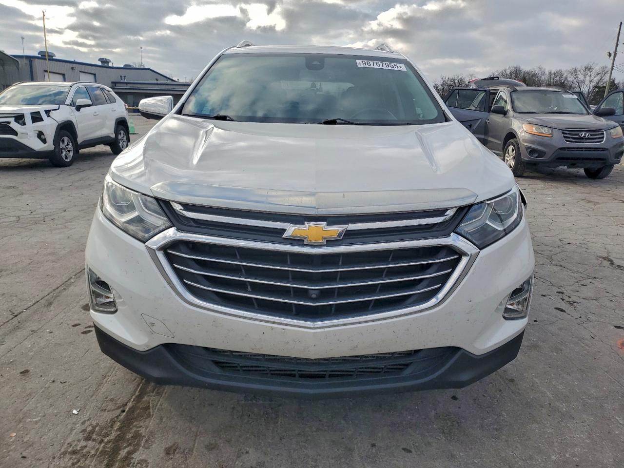 Chevrolet Equinox Premier Image 5