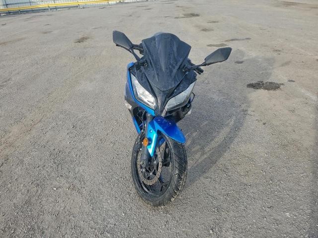 Kawasaki Ex A Image 3