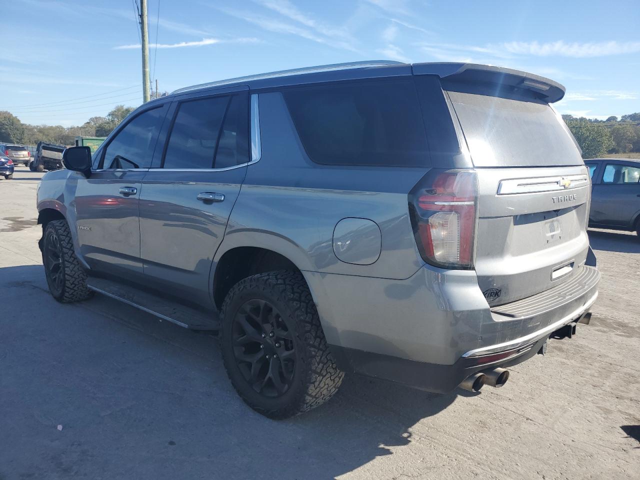 Chevrolet Tahoe K1500 Premier Image 3