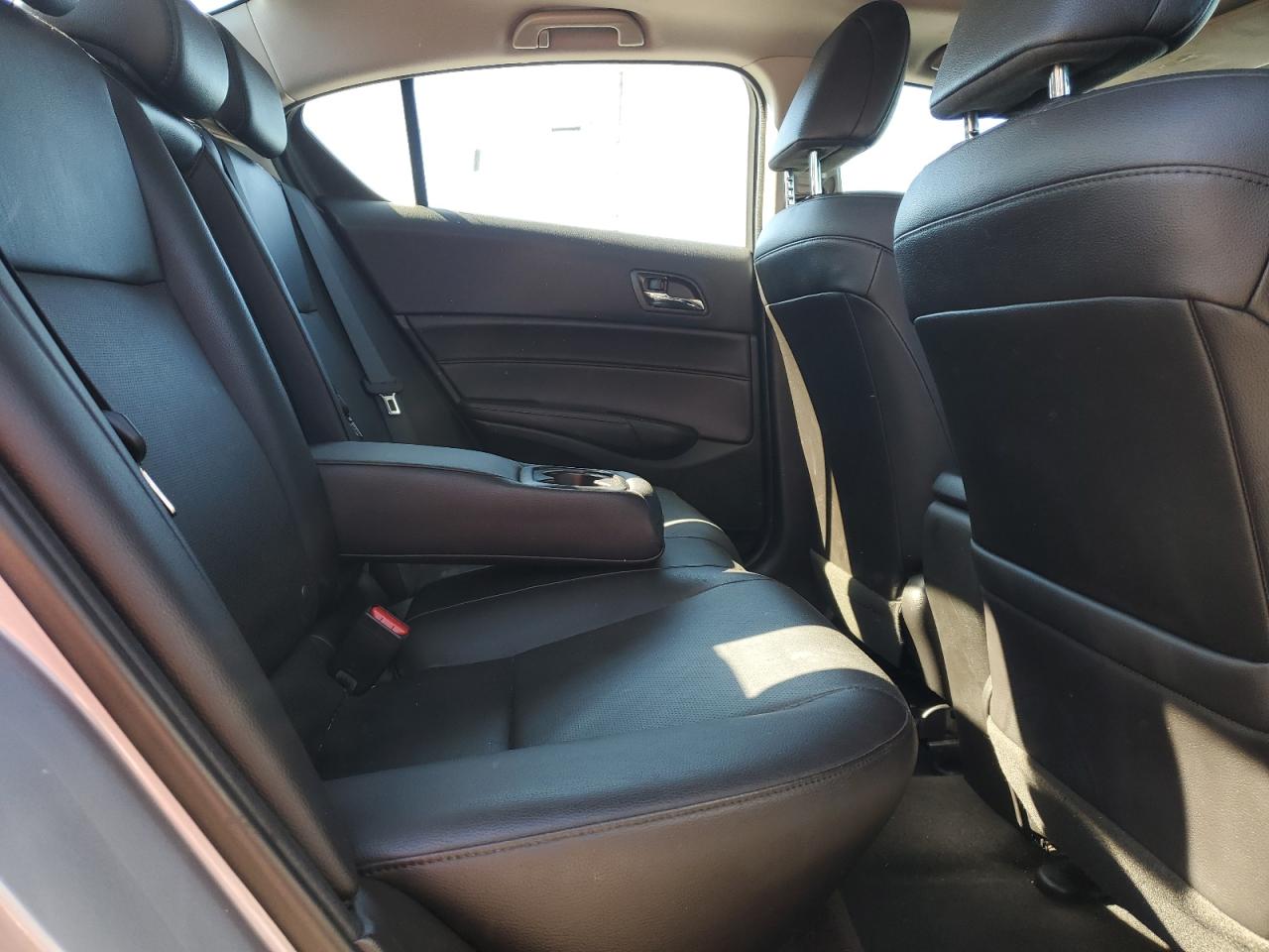 Acura ILX Premium Image 9