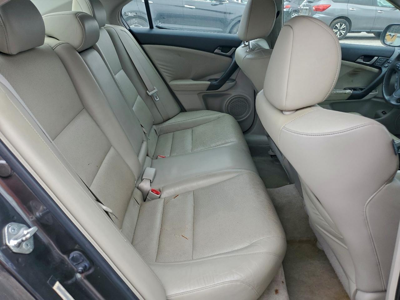 Acura TSX Image 6