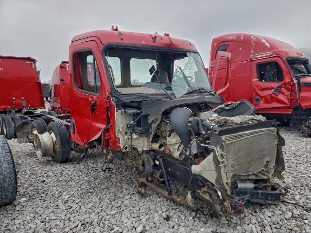  Salvage Freightliner Cascadia 1