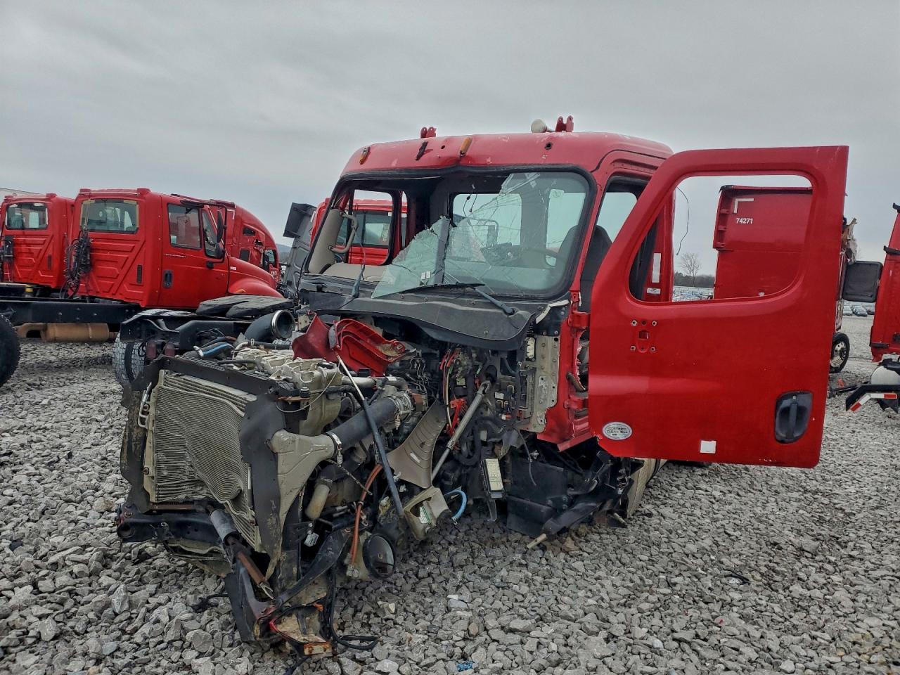 Freightliner Cascadia 1 Image 9