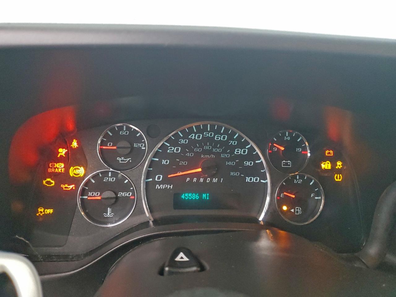 GMC Savana G2500 Image 11