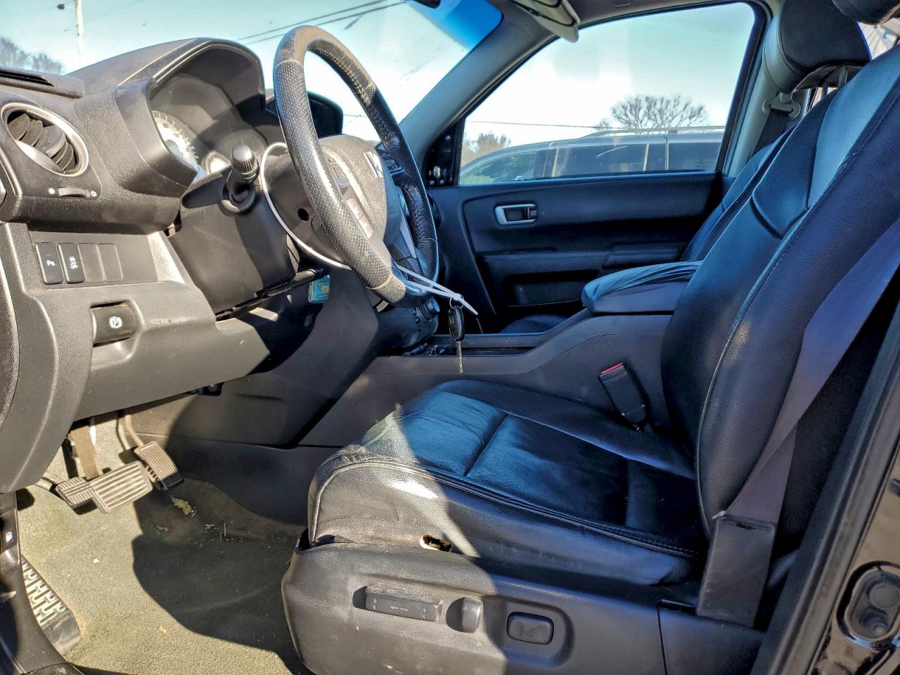 Honda Pilot Touring Image 13