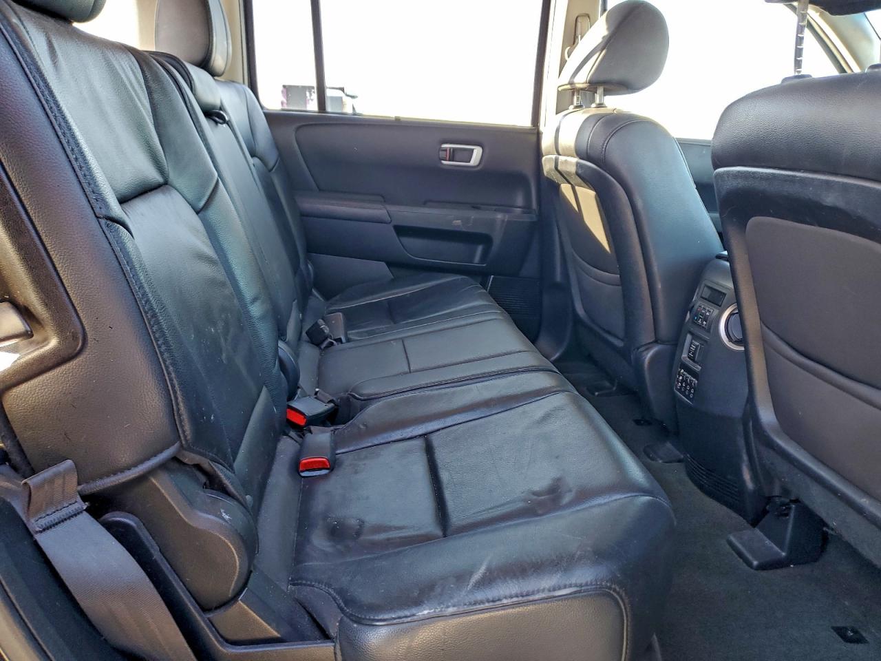 Honda Pilot Touring Image 9