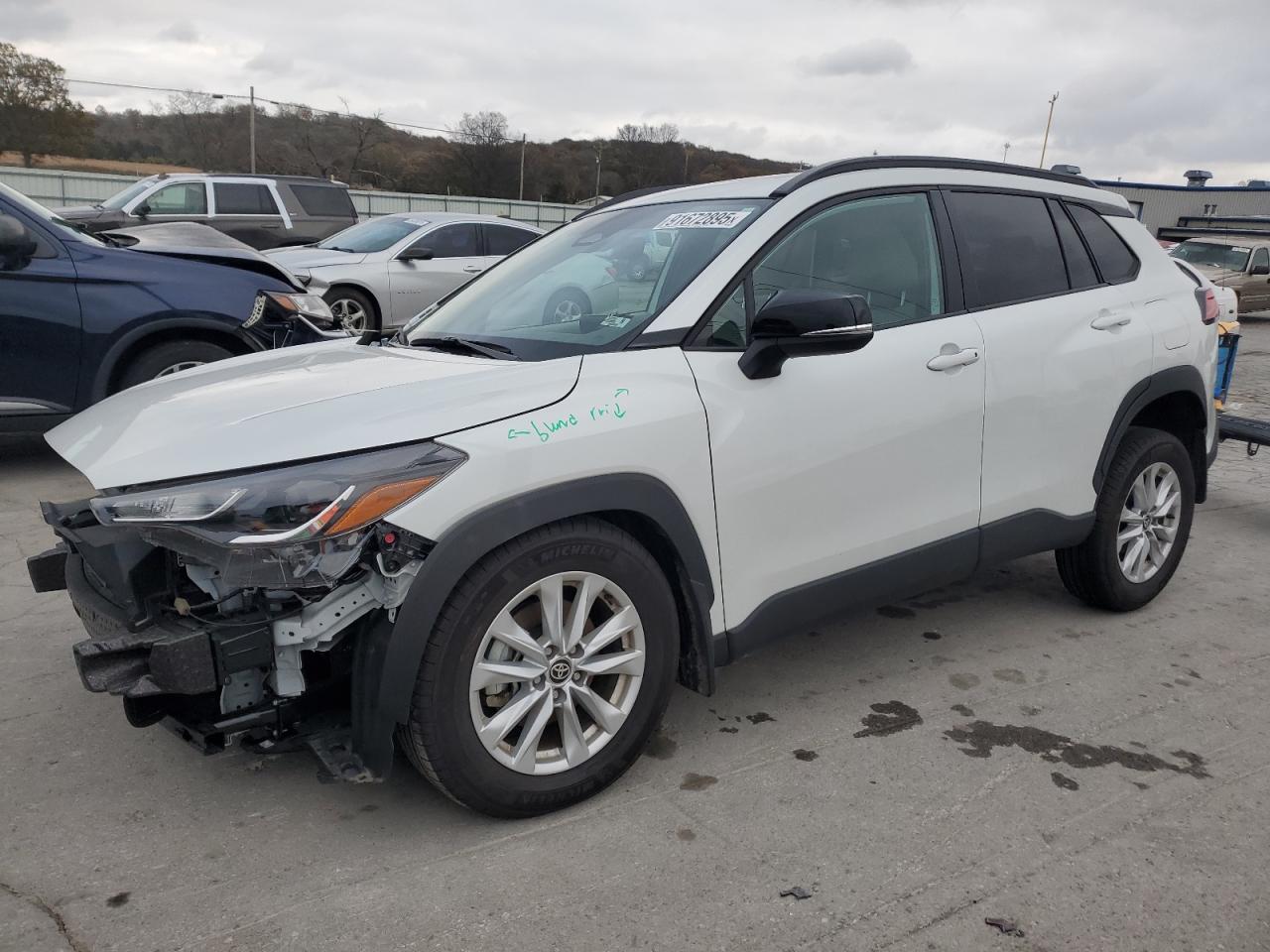 Toyota Corolla Le Image 1