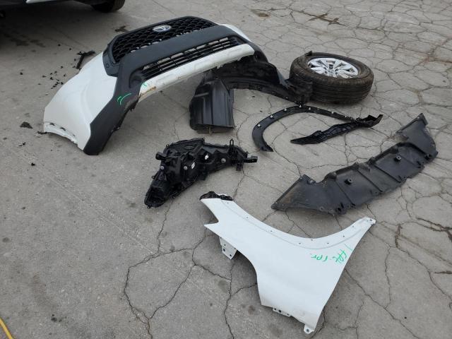 Toyota Corolla Le Image 8