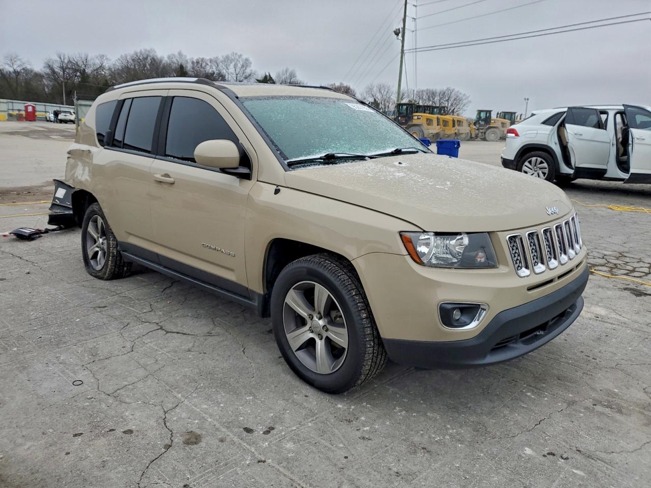 Jeep Compass Latitude Image 3