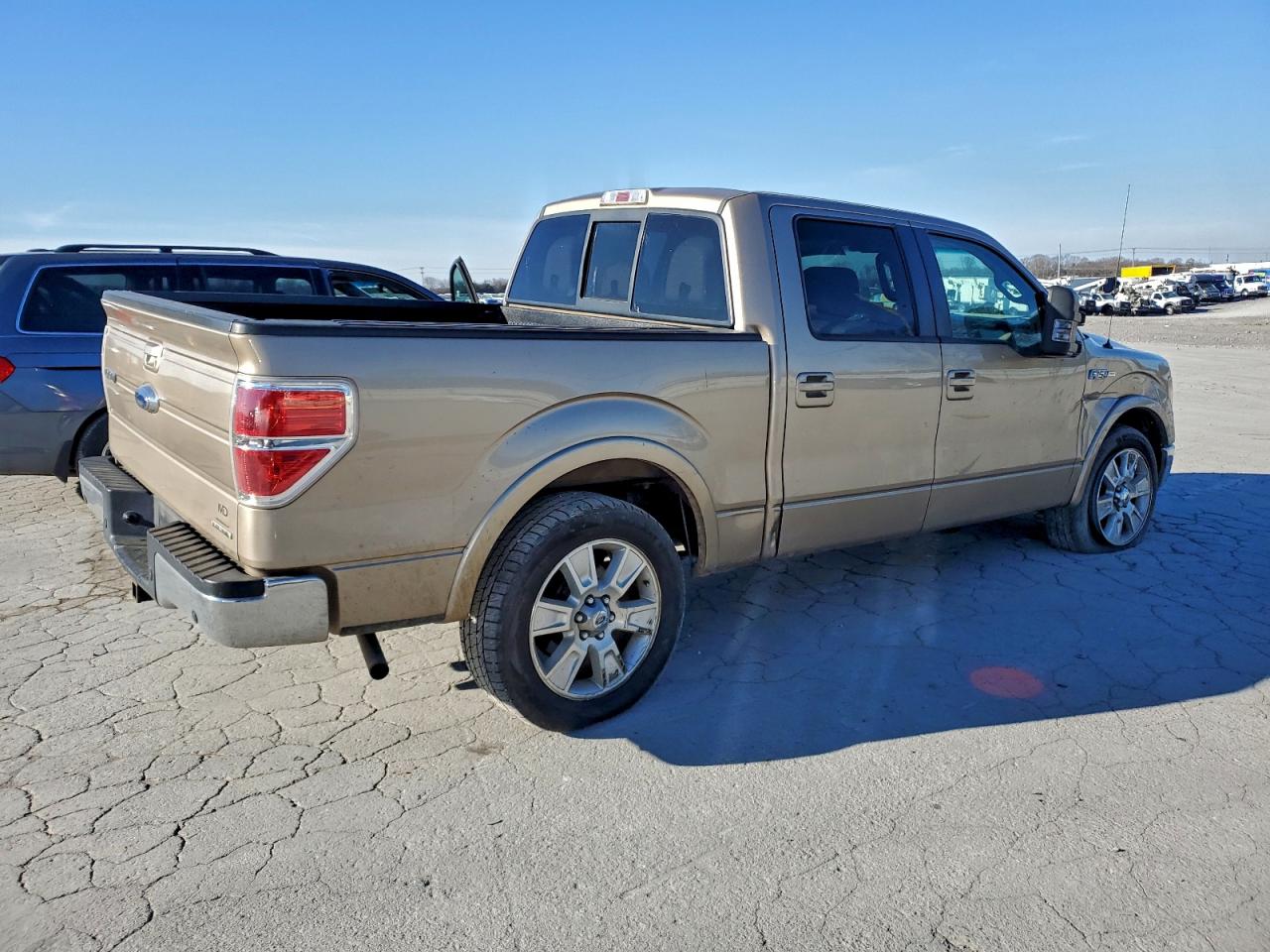 Ford F-150 Supercrew Image 2
