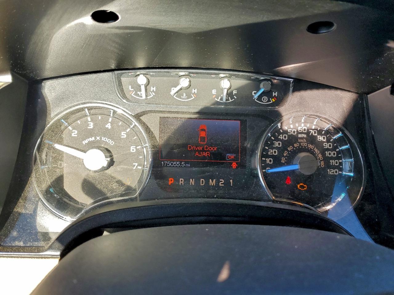 Ford F-150 Supercrew Image 7