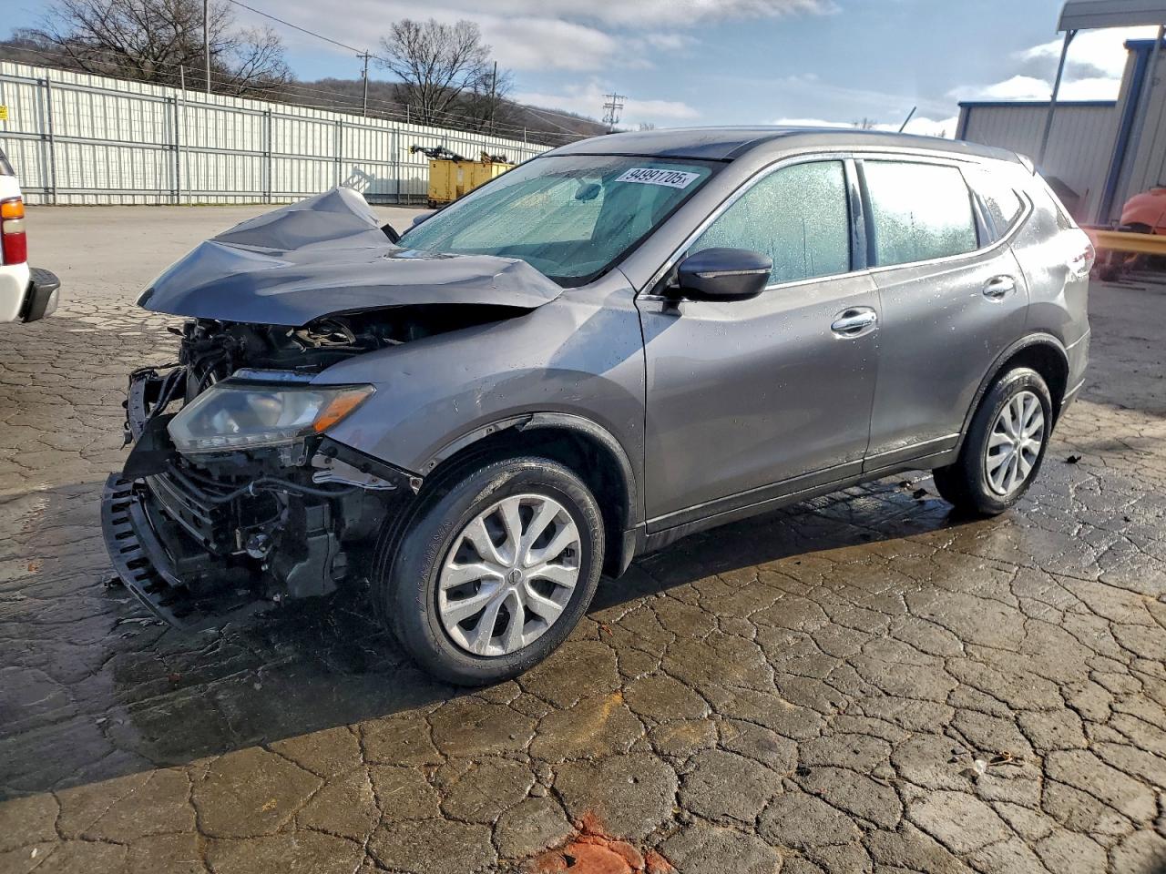 Nissan Rogue S Image 1