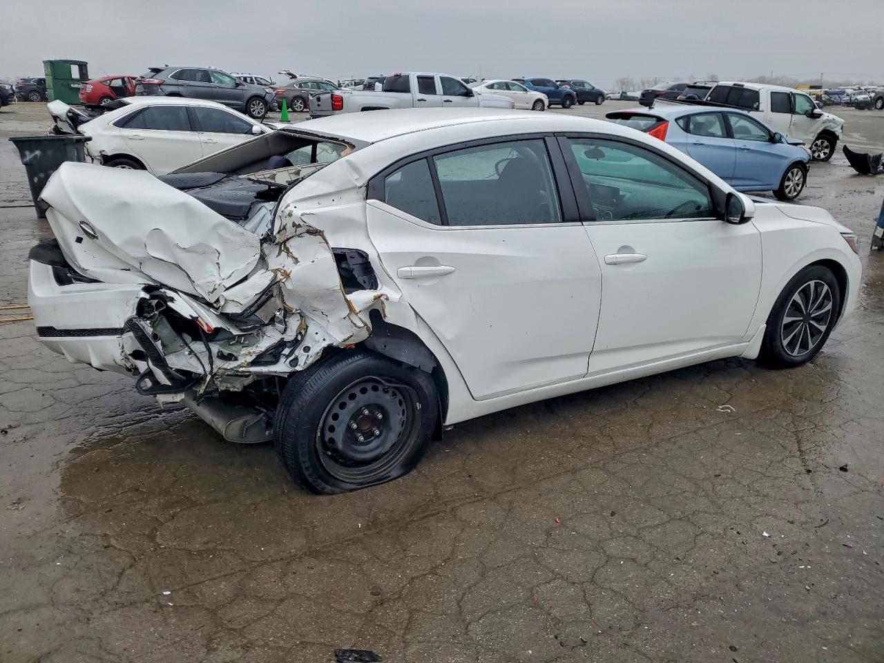 Nissan Sentra S Image 7