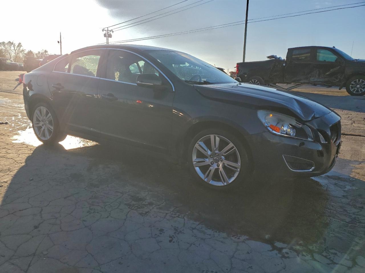 Volvo S60 T5 Image 3