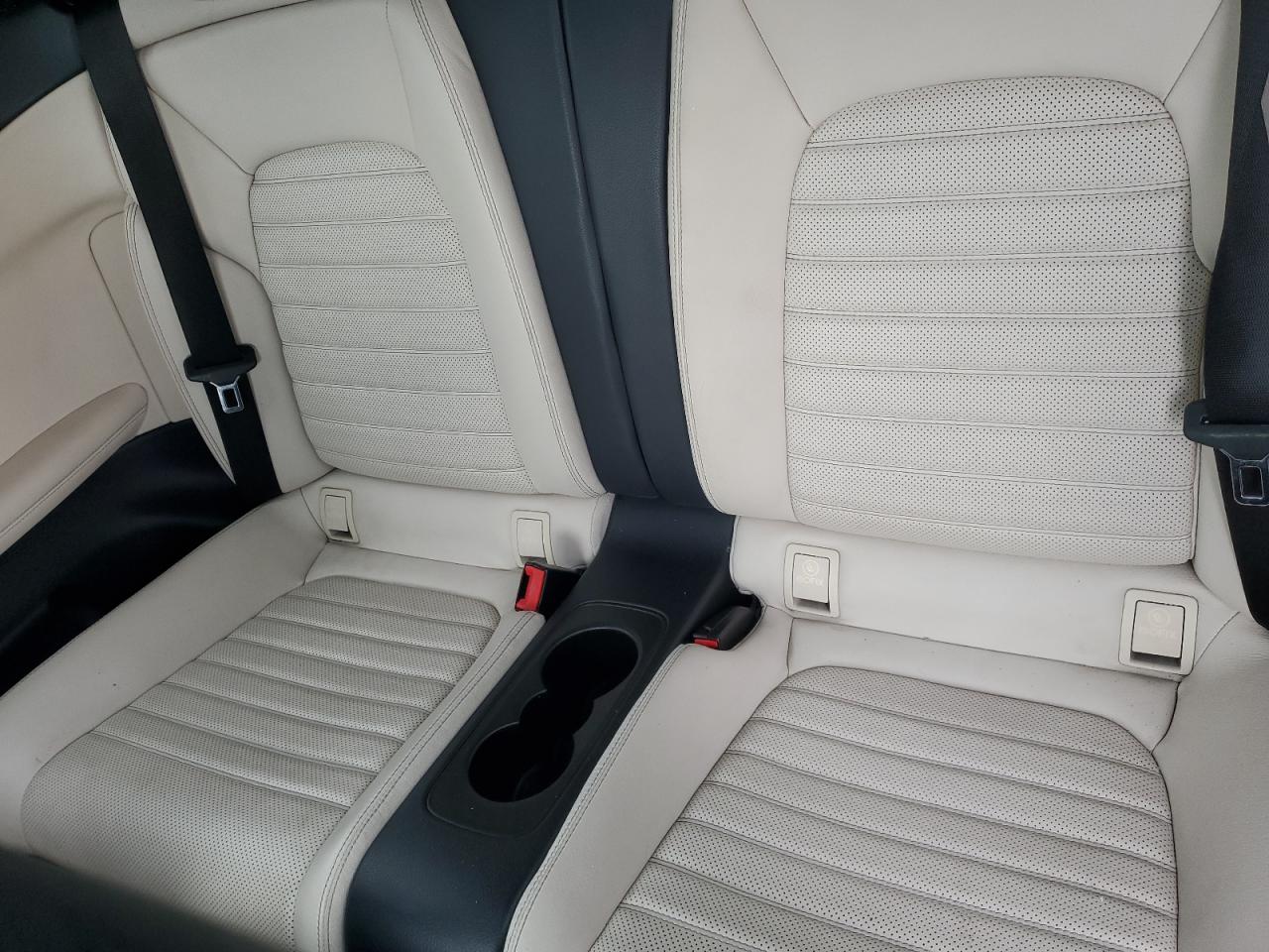 Mercedes-Benz C-Class 300 4matic Image 5