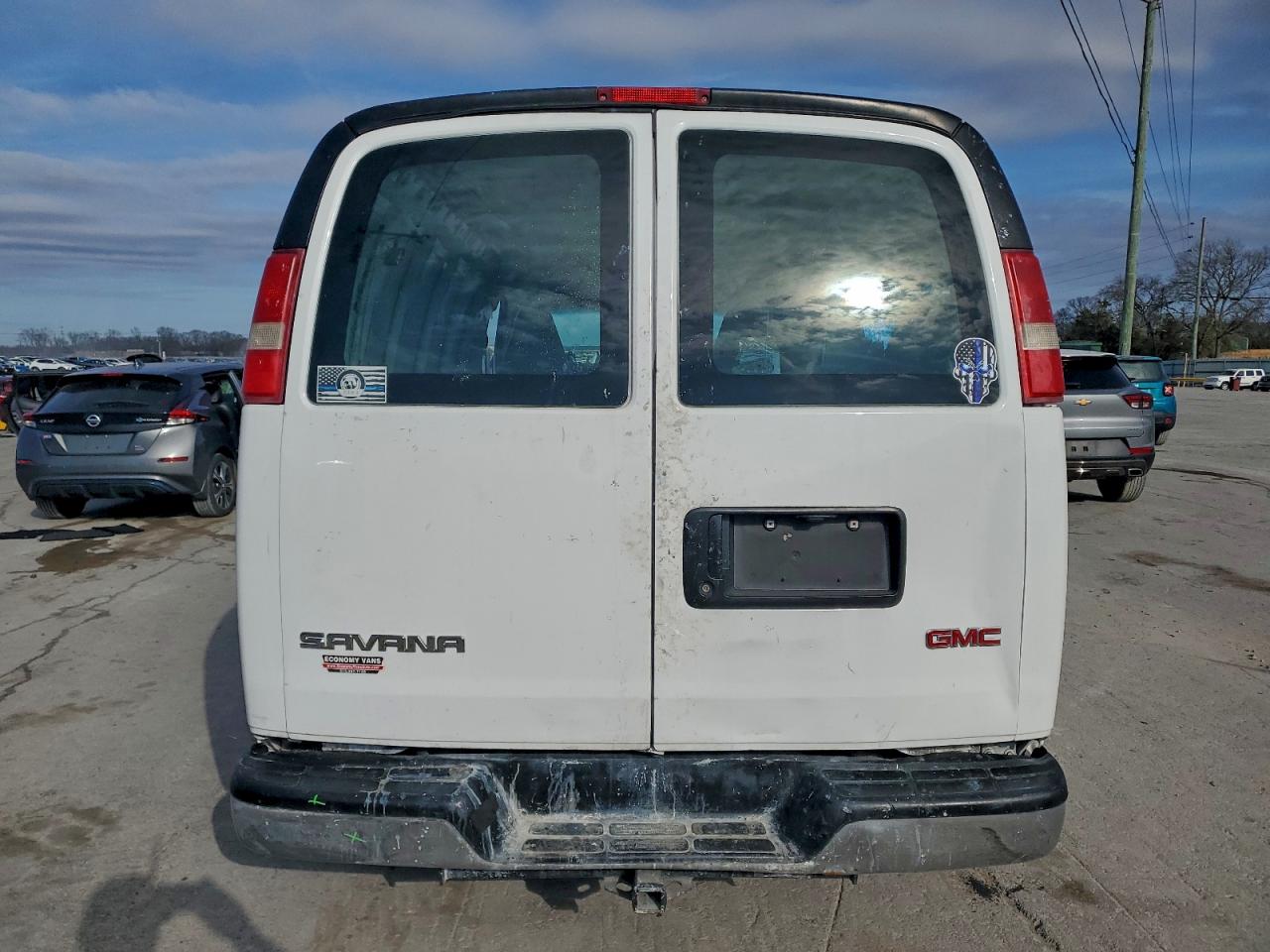 GMC Savana G2500 Image 7