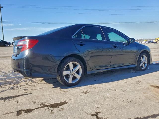 Toyota Camry L Image 5