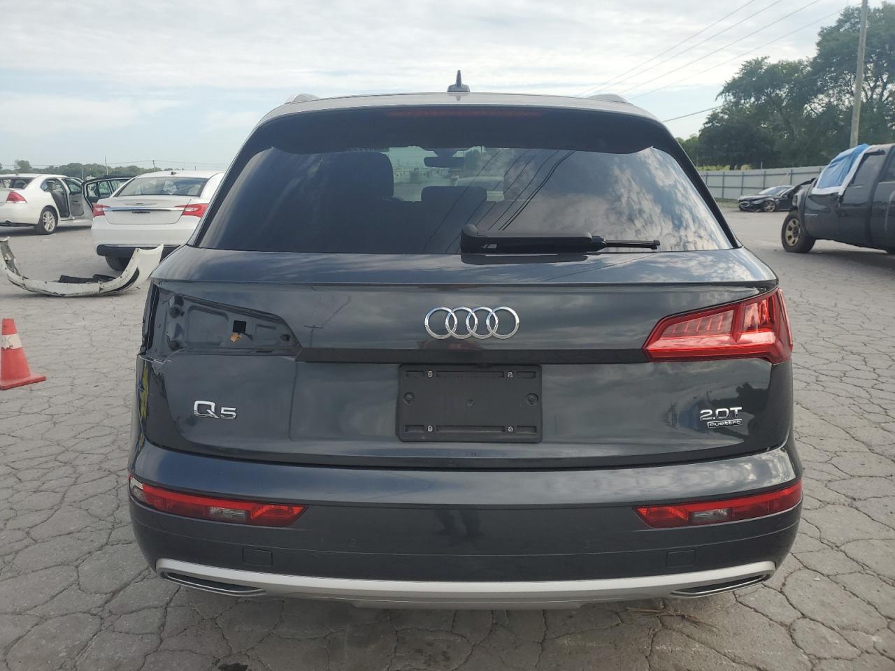 Audi Q5 Premium Plus Image 10