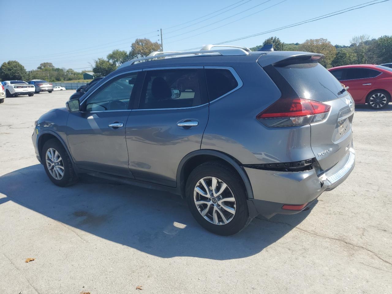 Nissan Rogue S Image 2