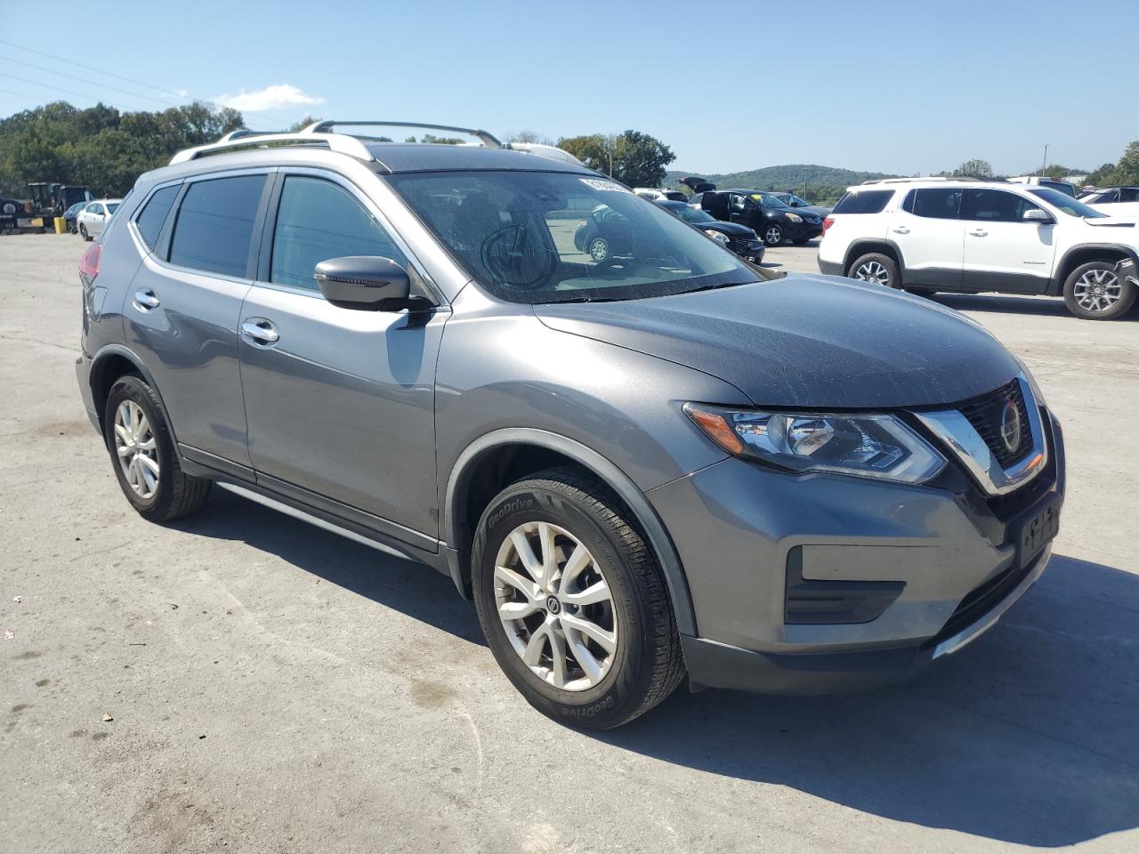Nissan Rogue S Image 3
