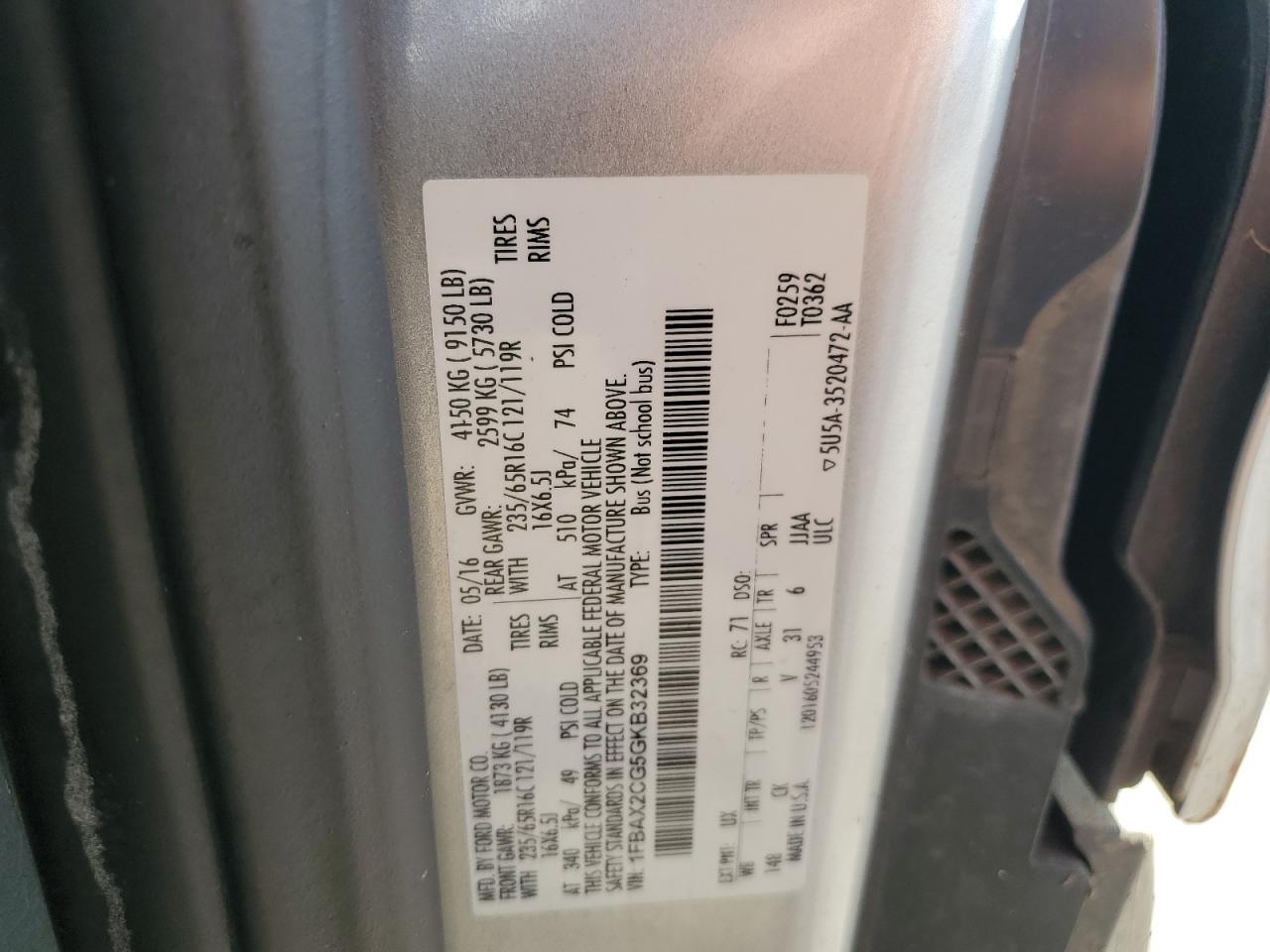 Ford Transit T-350 Image 9