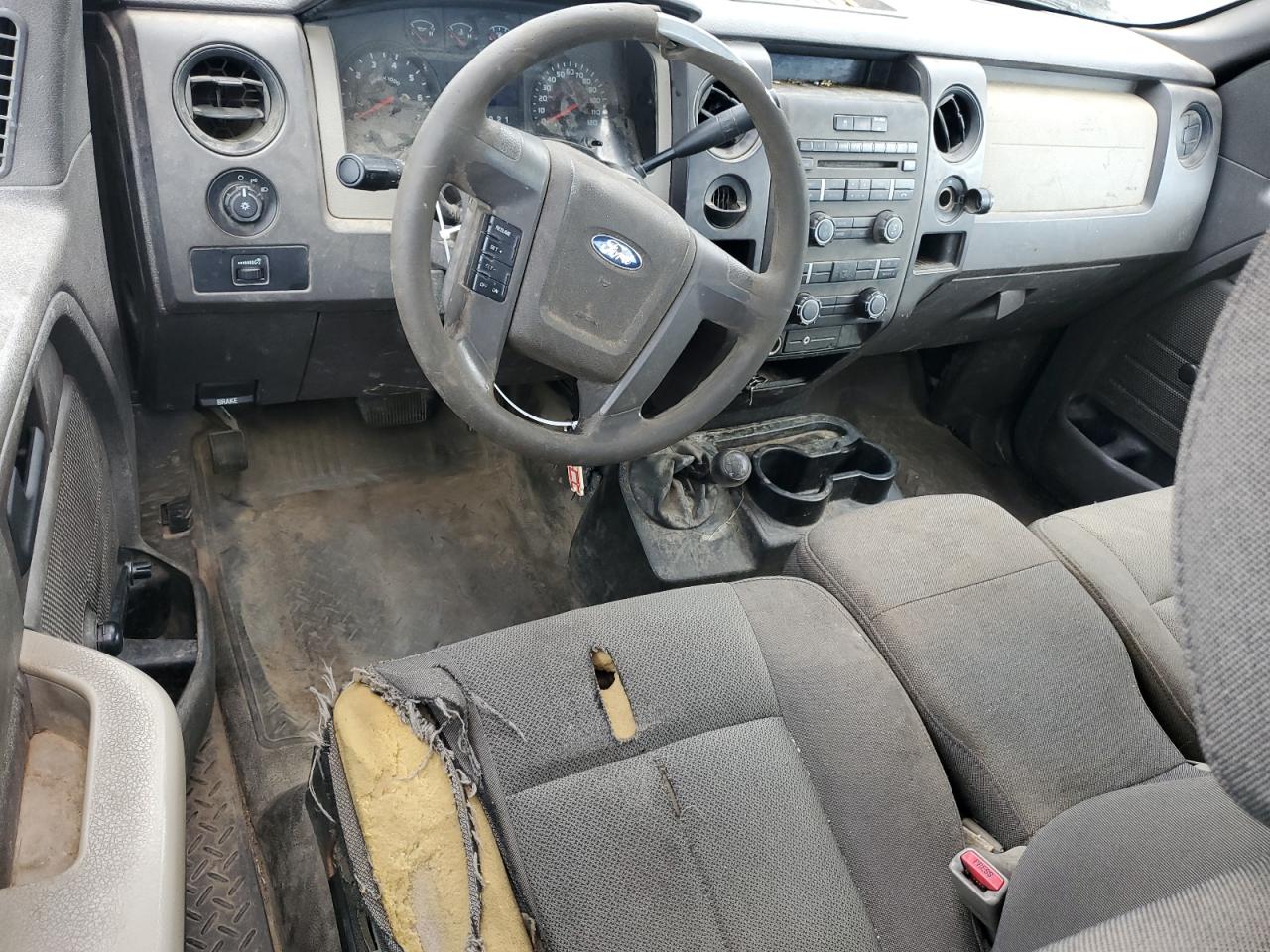 Ford F-150 Super Cab Image 5