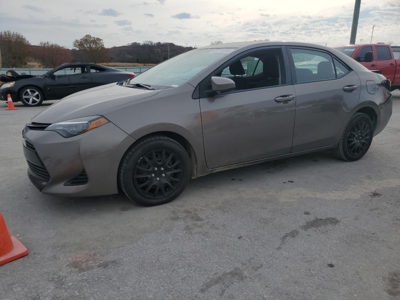 Toyota Corolla L Image 1