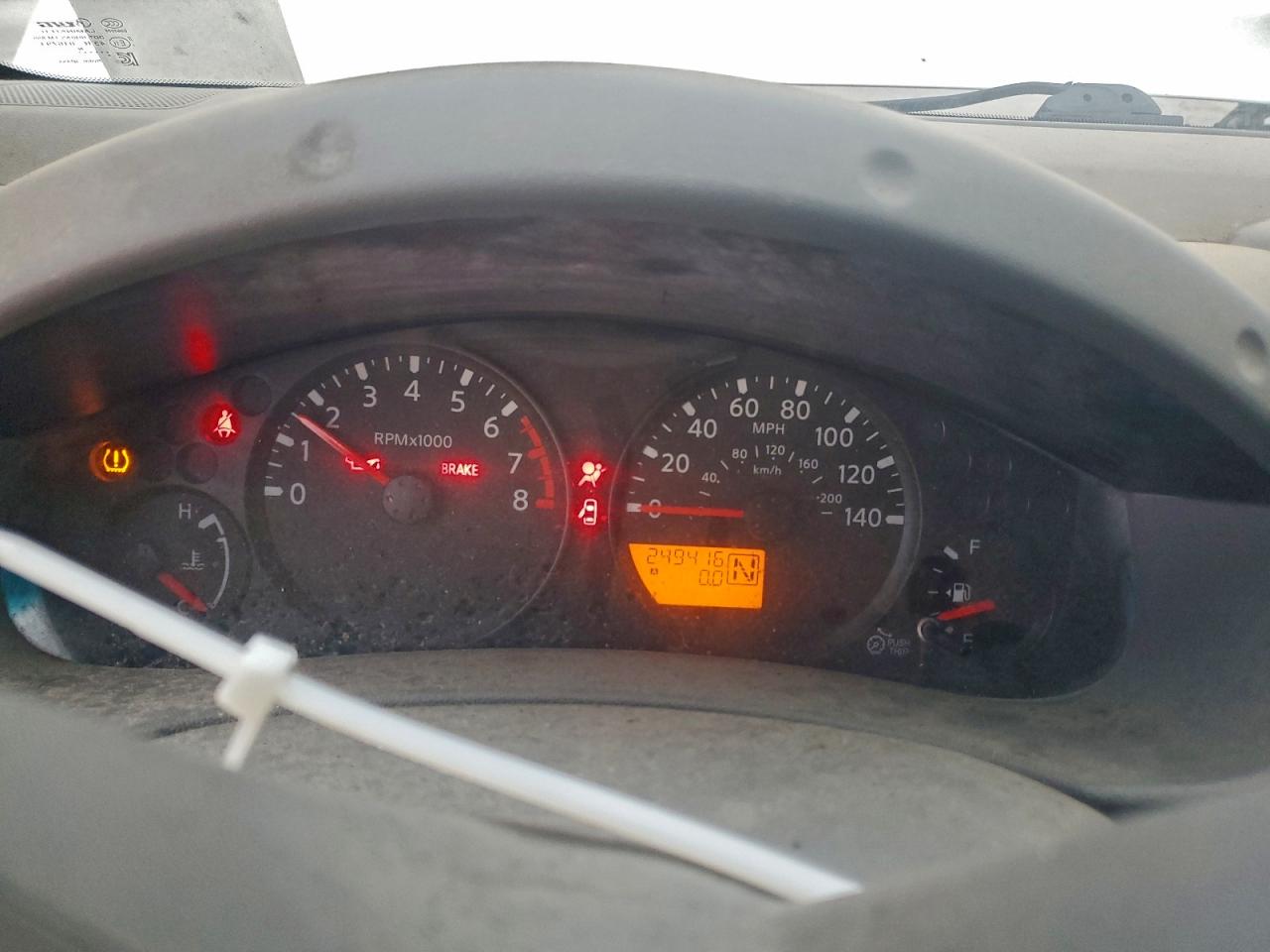 Nissan Frontier S Image 12