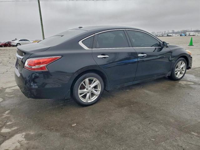 Nissan Altima 2.5 Image 4