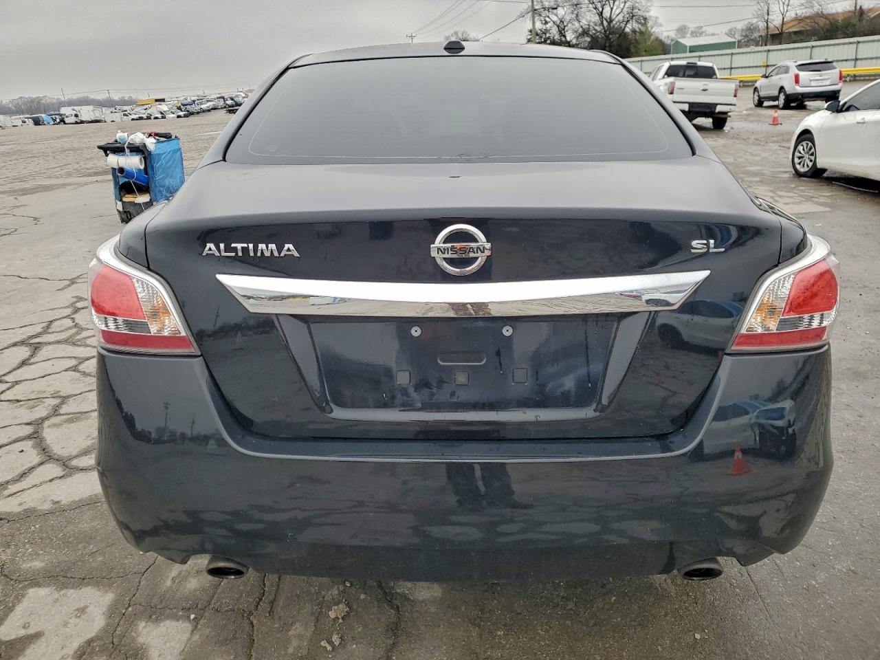 Nissan Altima 2.5 Image 3