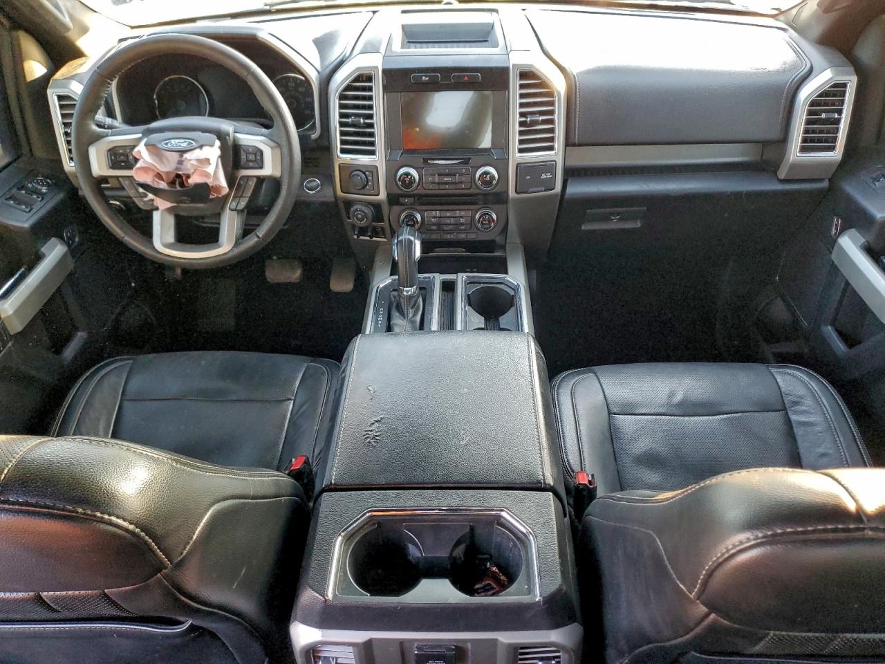 Ford F-150 Supercrew Image 12